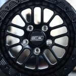 ANK-83611 — спицы крупным планом