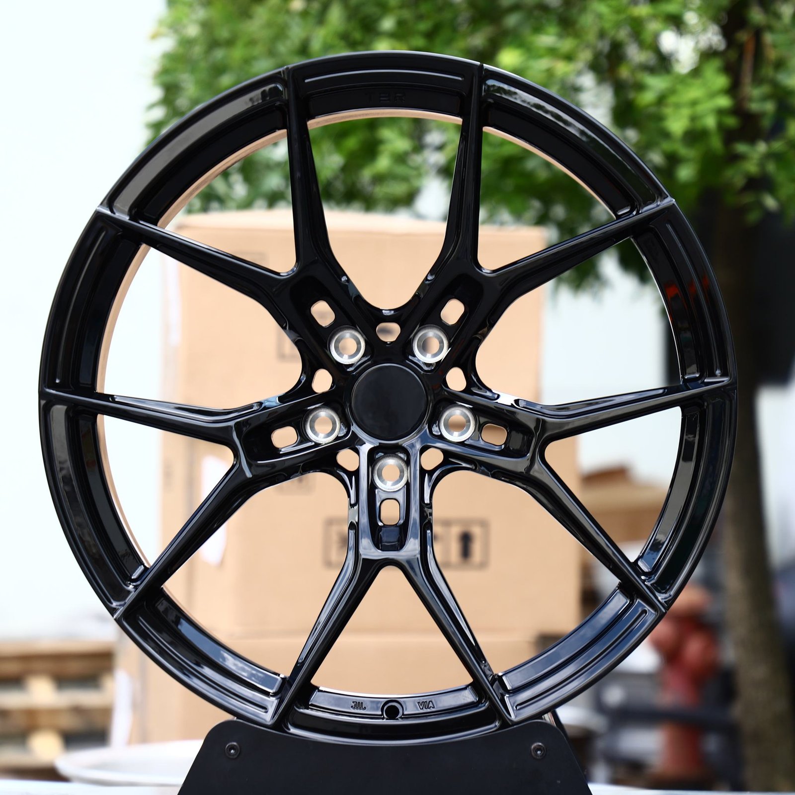 BMW M3 wheels – Gloss Black 5 Y-Spoke, front view