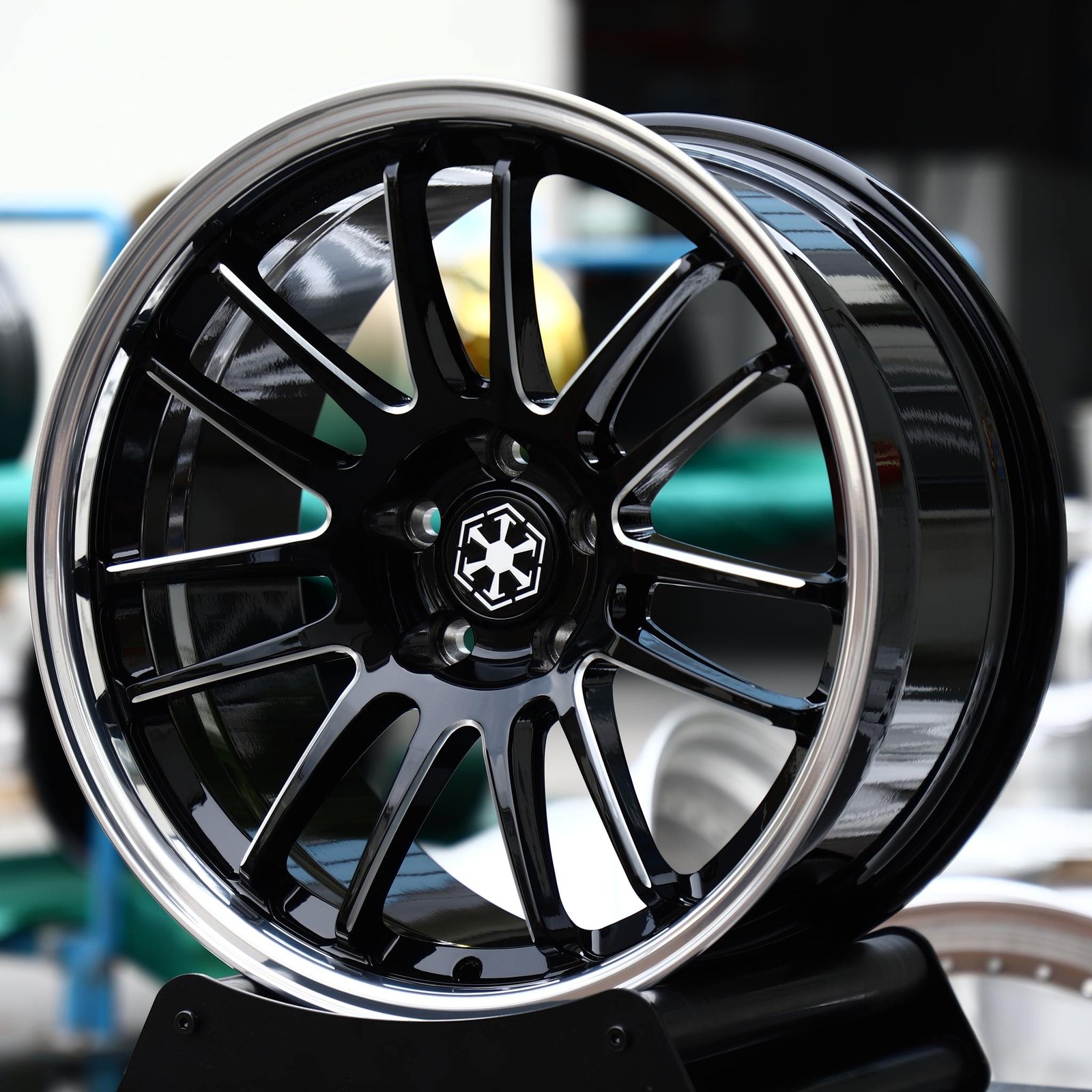 BMW M3 wheels – Gloss Black Multi-Spoke Milled Polished Lip, front view