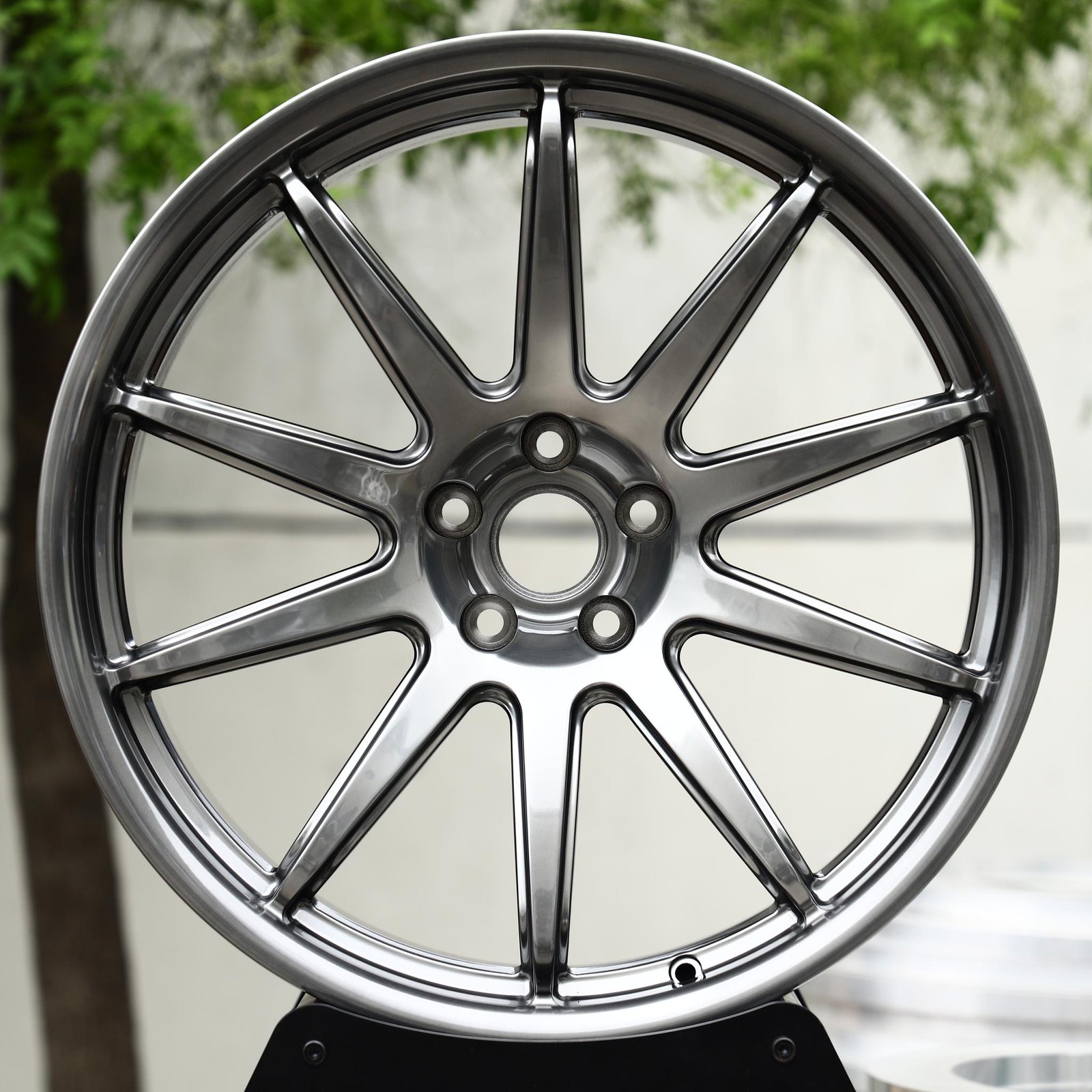 BMW M4 wheels – Black Chrome 10-Spoke, front view