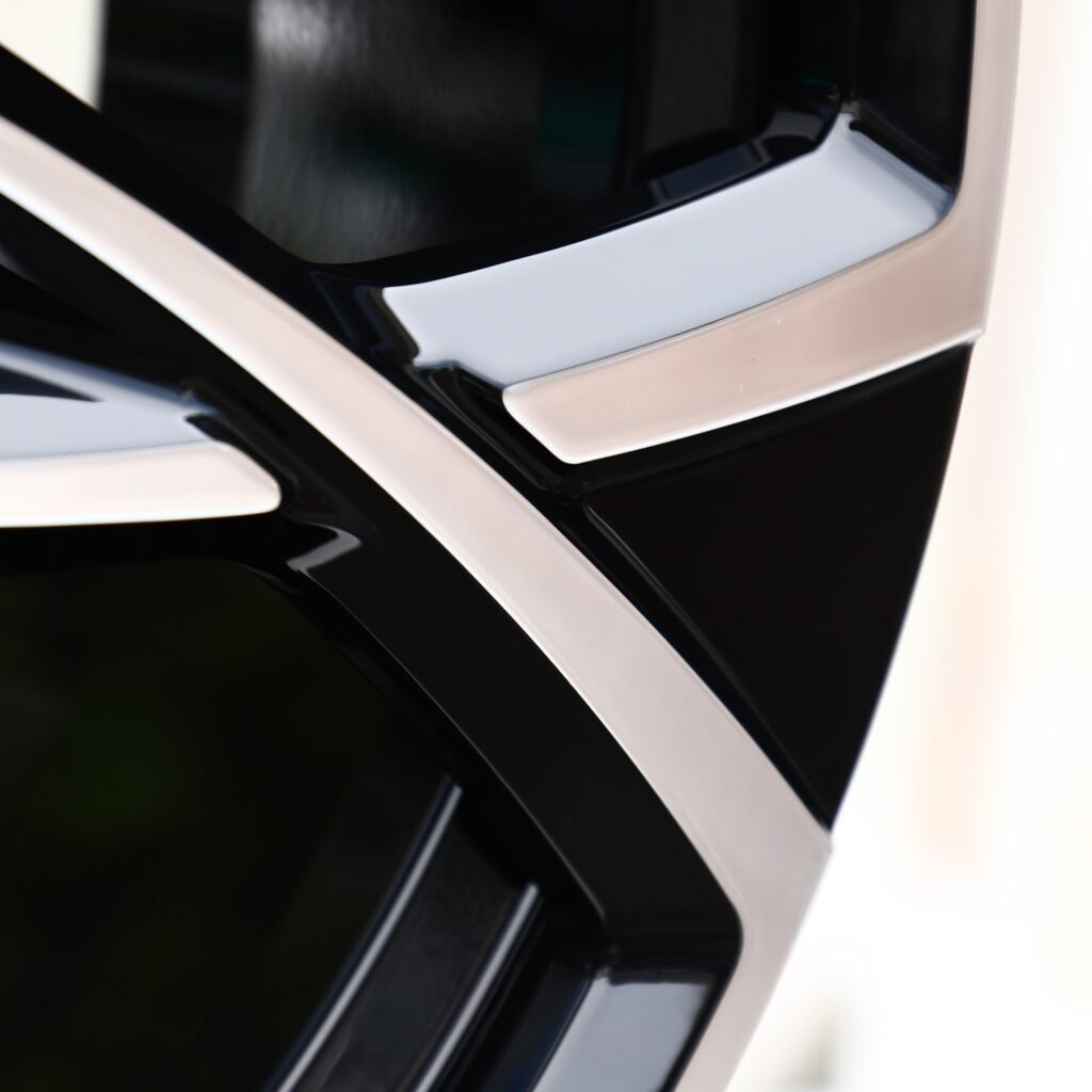 Audi A4 B9 wheels – Gloss Black Machined 5-Petal Directional, lip and barrel detail