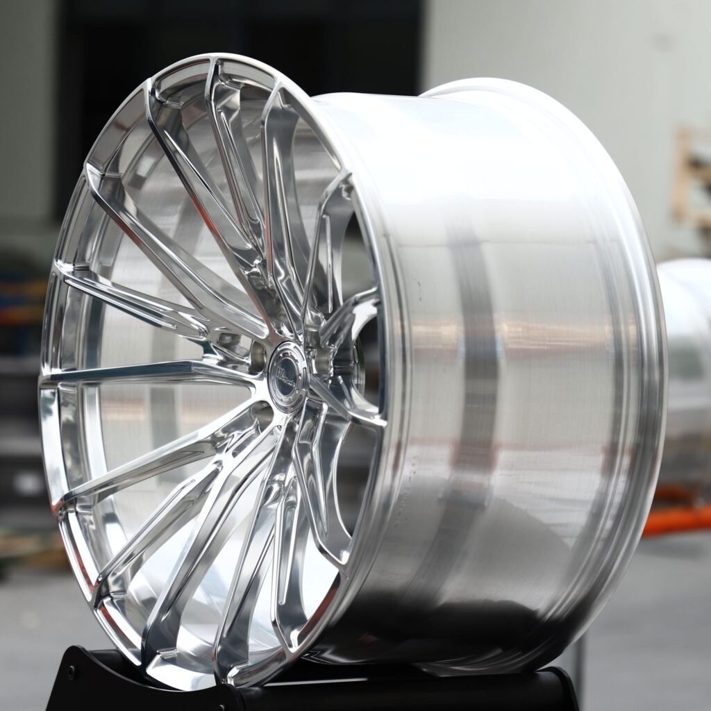 5x112 wheels – Polished 15-Spoke, side view