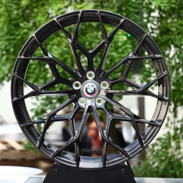 BMW 7 Series wheels – Black Chrome Cross-Spoke Mesh (BMW OEM-Style), front view