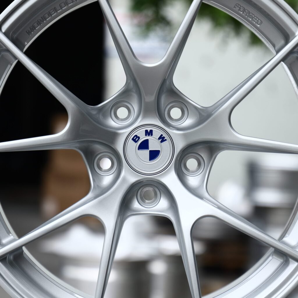 BMW M3 G80 wheels – Bright Silver 10-Spoke (BMW OEM-Style), lip and barrel detail