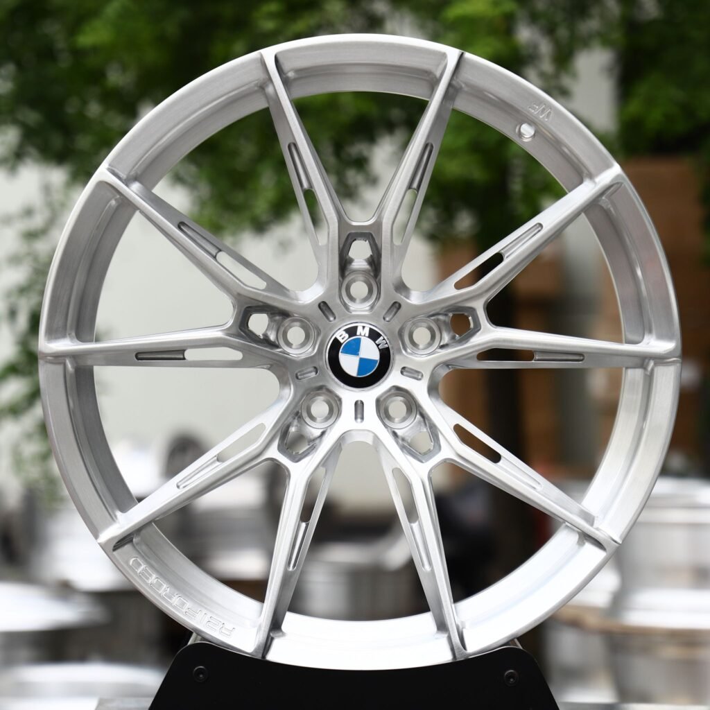 BMW X5 wheels – Brushed Silver 10-Spoke Side-Milled (BMW OEM-Style), front view