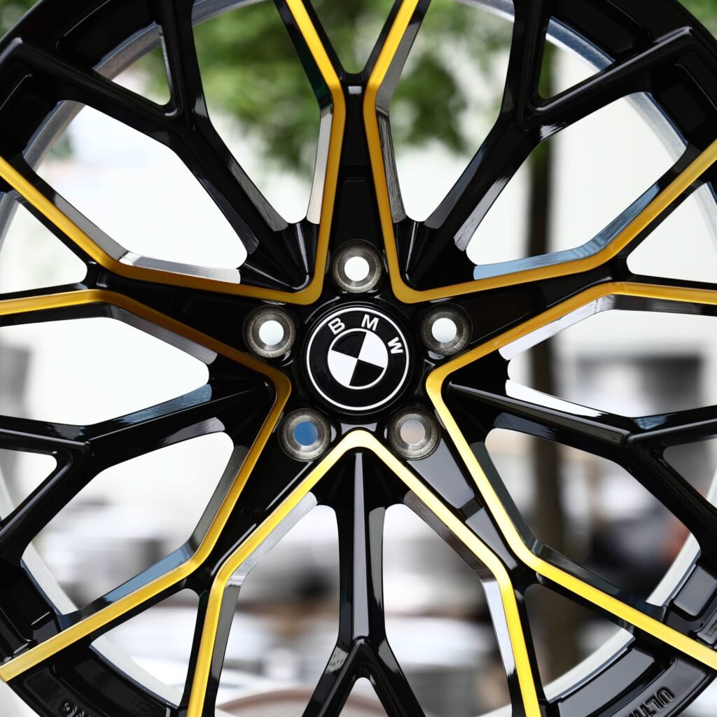5x120 wheels – Gloss Black / Gold-Milled Y-Spoke Mesh (BMW OEM-Style), side view