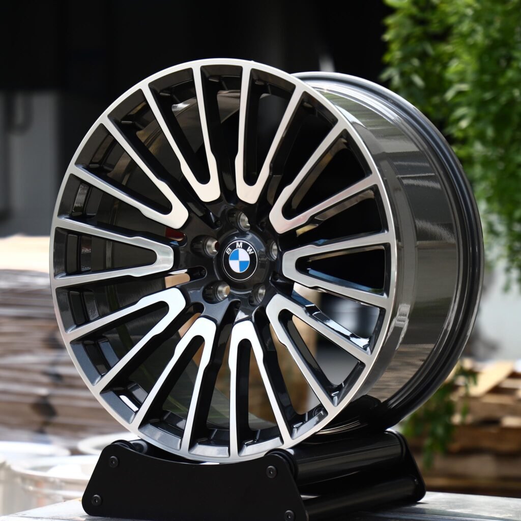 BMW 4 Series wheels – Gloss Black Machined Multi-Spoke (BMW OEM-Style), angled view