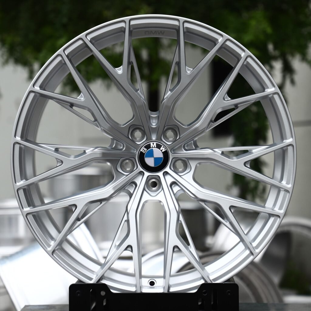 BMW 5 Series wheels – Matte Silver Y-Spoke Mesh Concave (BMW OEM-Style), front view