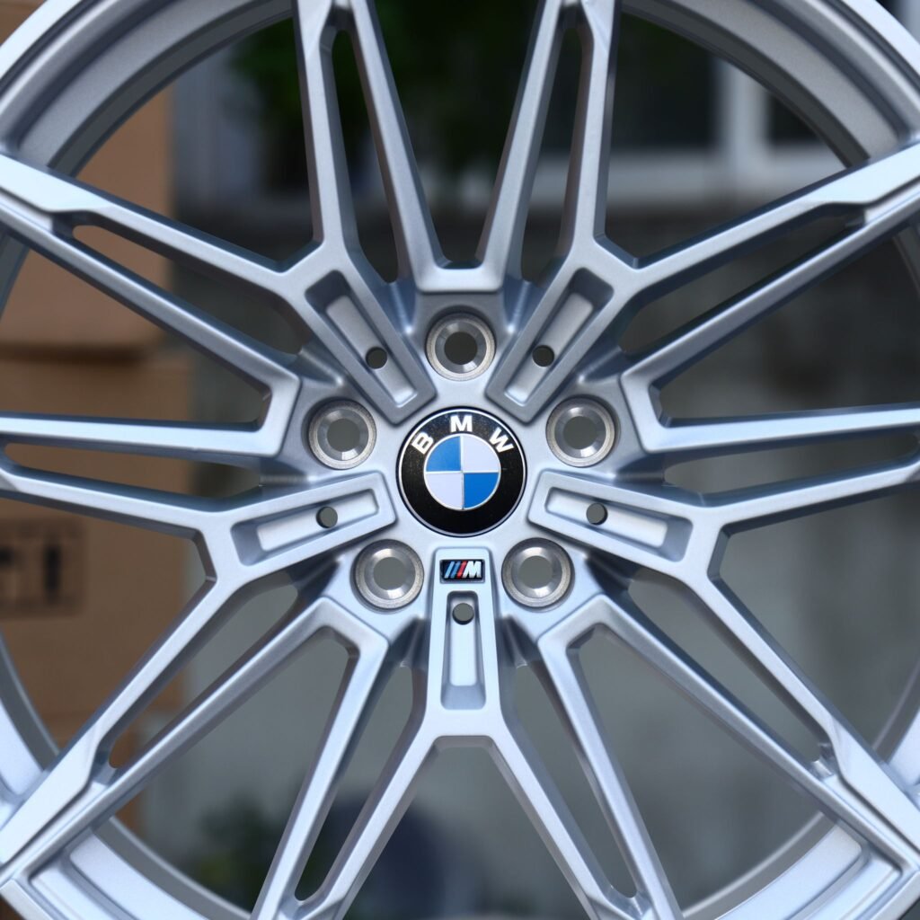 BMW M3 G80 wheels – Silver Multi-Spoke (BMW OEM-Style), lip and barrel detail