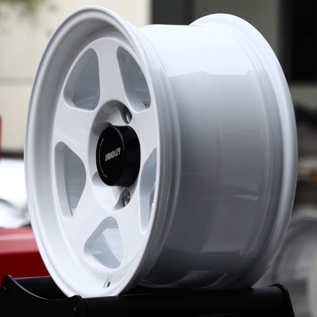 Lexus LX wheels – Gloss White 5-Spoke (Bradley-Style), angled view