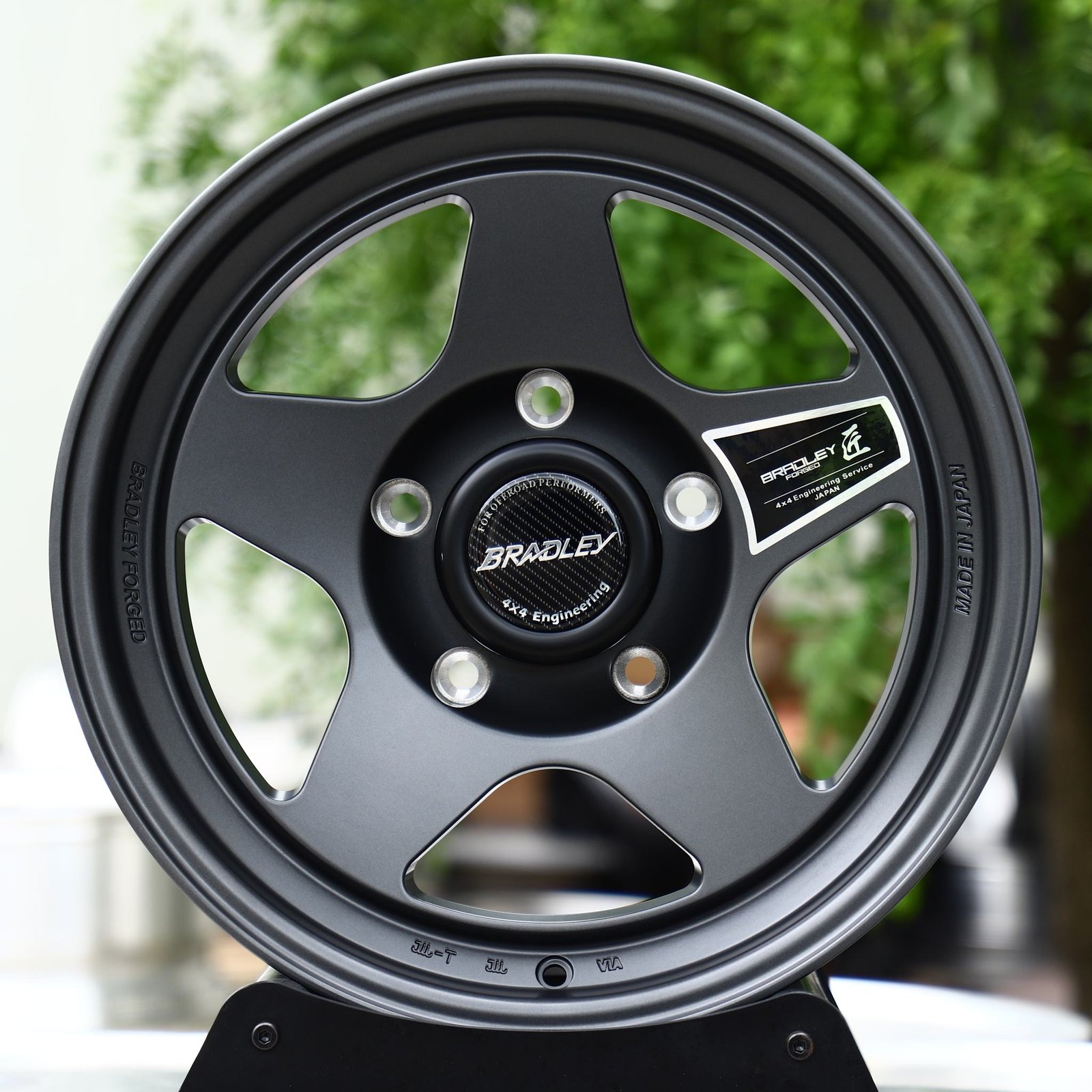 Jeep Wrangler wheels – Graphite 5-Spoke (Bradley-Style), front view