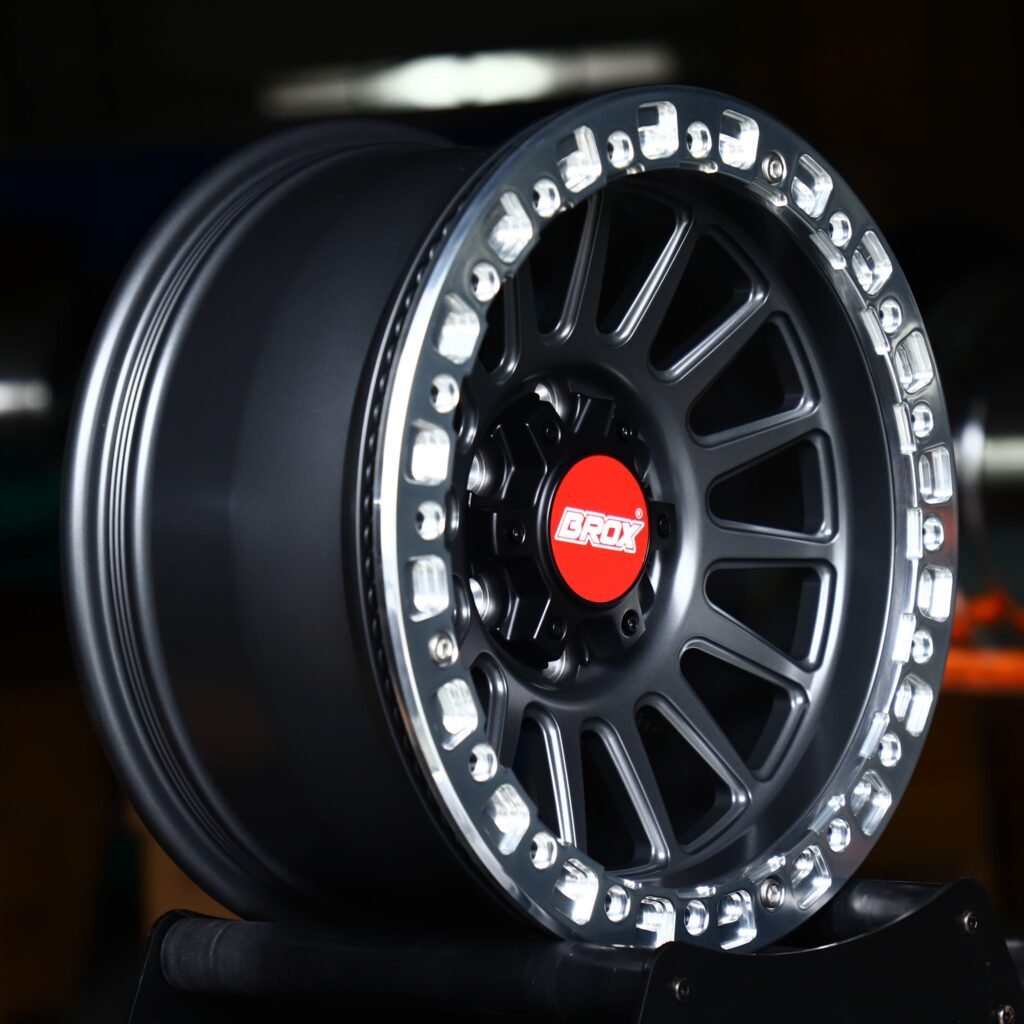 6x139.7 wheels – Matte Black 14-Spoke Polished Bolted Ring Beadlock (Brox-Style), side view