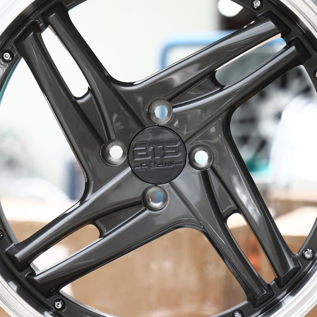 Mazda MX-5 Miata NA wheels – Gunmetal Twin 5-Spoke 2-Piece Riveted Polished Lip (BTS-Style), lip and barrel detail
