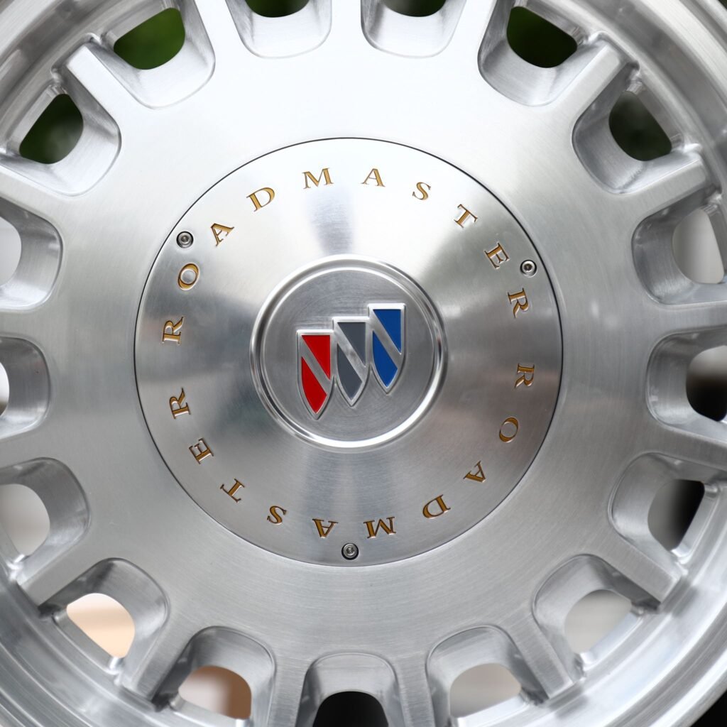 Buick Regal wheels – Brushed Silver Slotted Disc Polished Lip (Buick OEM-Style), lip and barrel detail