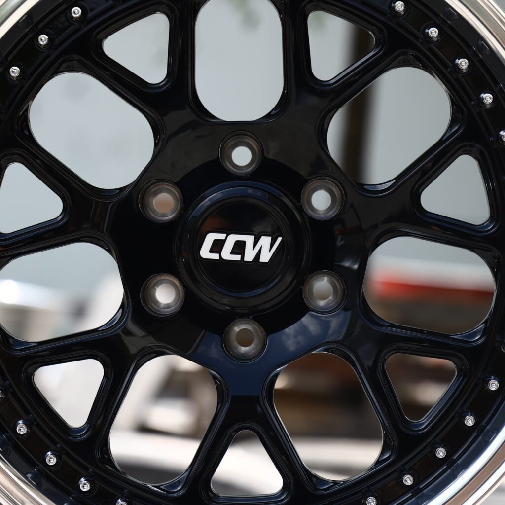 Toyota Tacoma wheels – Gloss Black Mesh 2-Piece Polished Lip (CCW-Style), lip and barrel detail
