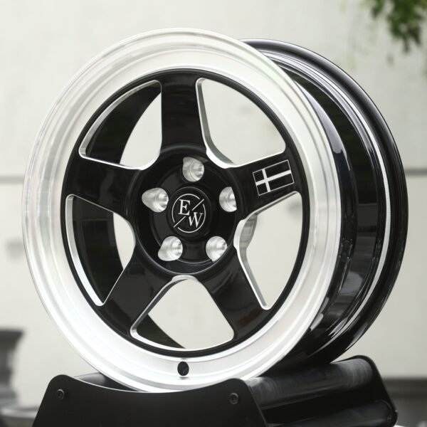 Chevrolet Camaro wheels – Gloss Black 5-Spoke Polished Lip, front view