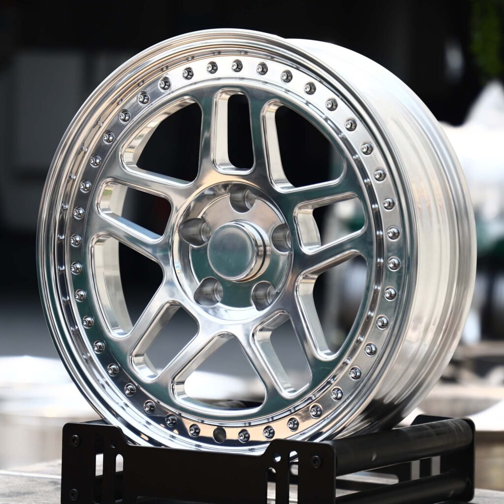 BMW M3 F80 wheels – Polished 5 Split-Spoke, close-up view