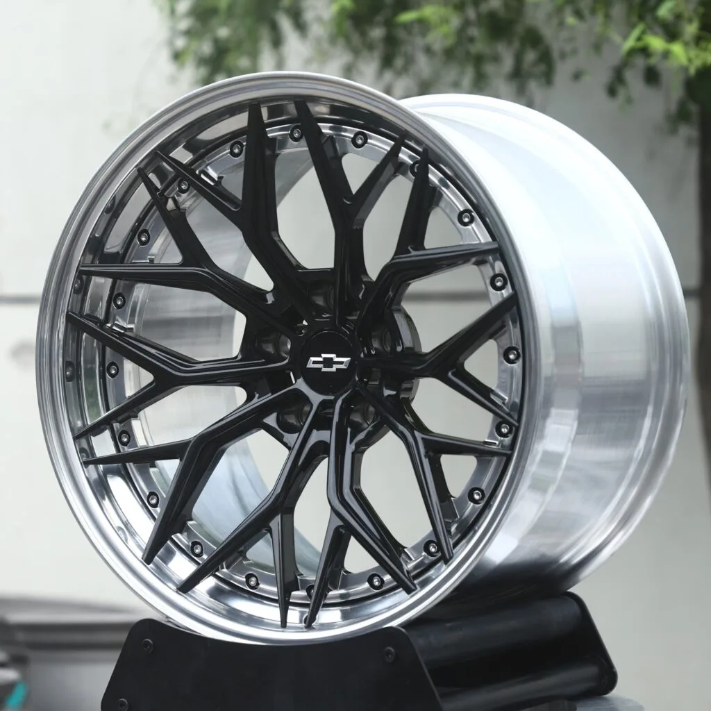 Chevrolet Camaro wheels – Gloss Black Y-Spoke Mesh 2-Piece Polished Deep Lip (Chevrolet OEM-Style), front view