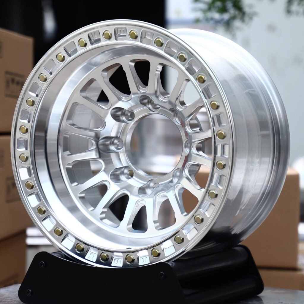 GMC Sierra 2500HD wheels – Machined Silver Multi-Spoke Gold-Bolt Ring, angled view