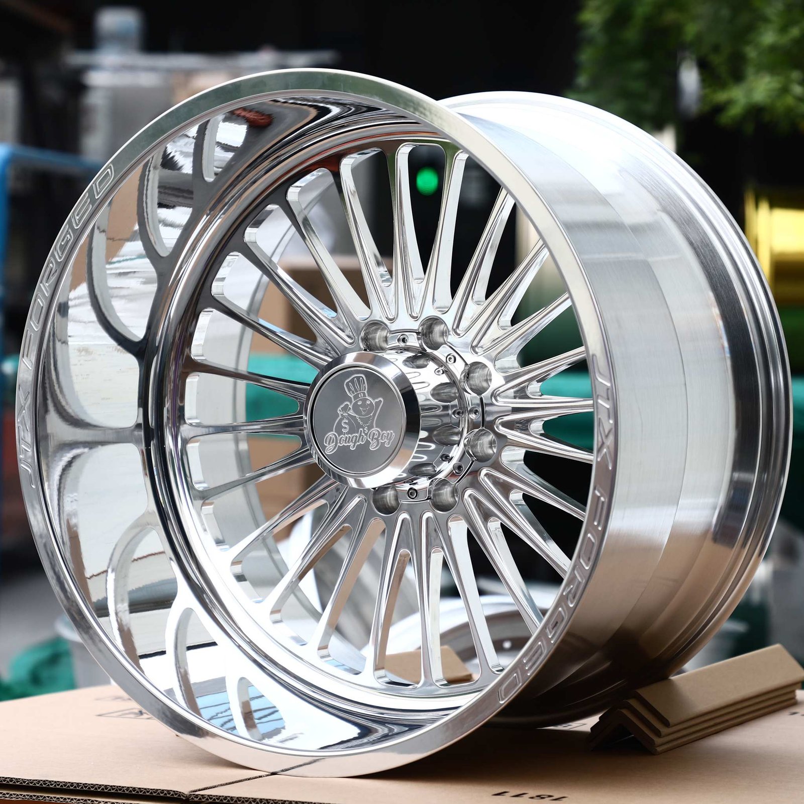 Chevrolet Silverado HD wheels – Polished Multi-Spoke Deep Lip, front view