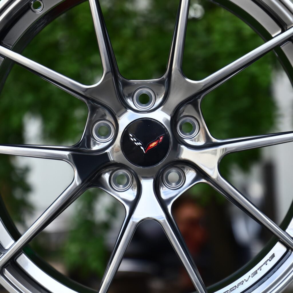 Chevrolet Corvette wheels – Black Chrome 5 Y-Spoke (Corvette OEM-Style), lip and barrel detail