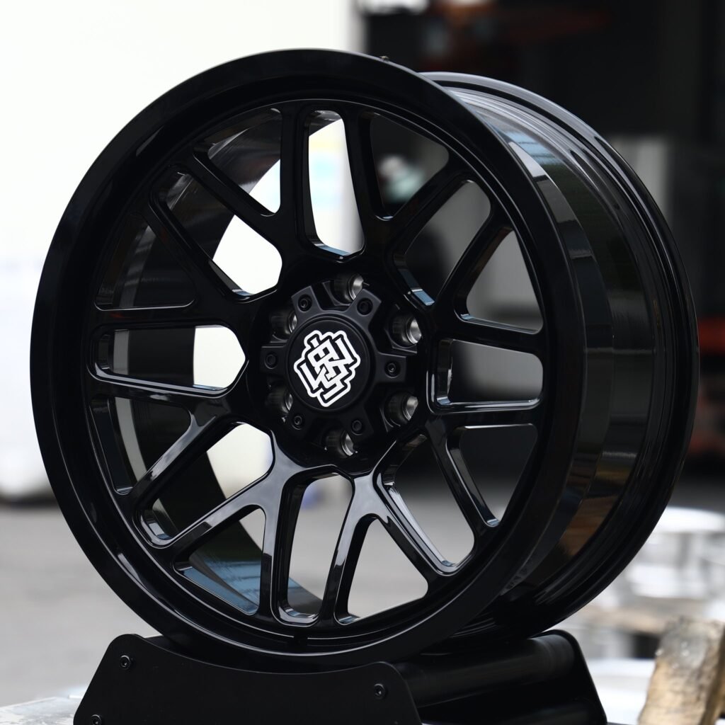Chevrolet Silverado 1500 wheels – Gloss Black 9 Y-Spoke Mesh, angled view