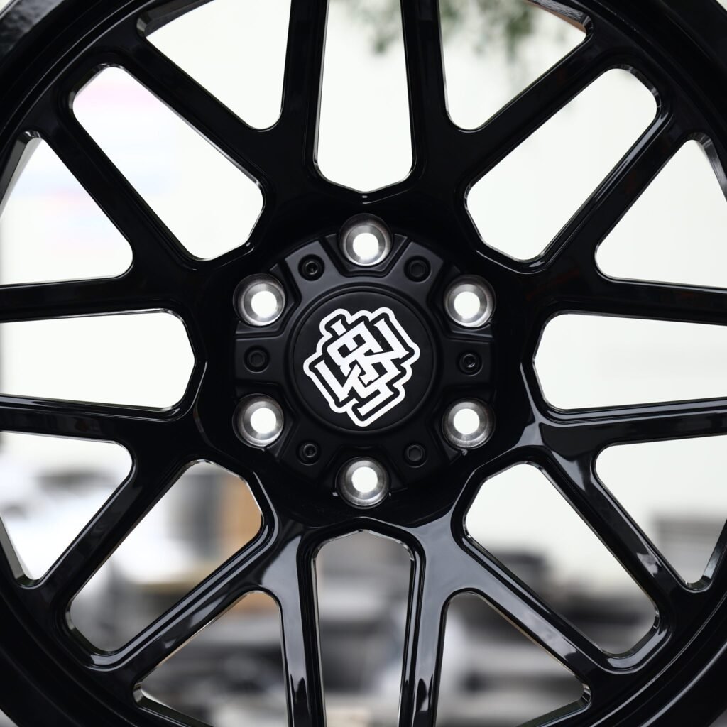 Toyota Tacoma wheels – Gloss Black 9 Y-Spoke Mesh, lip and barrel detail
