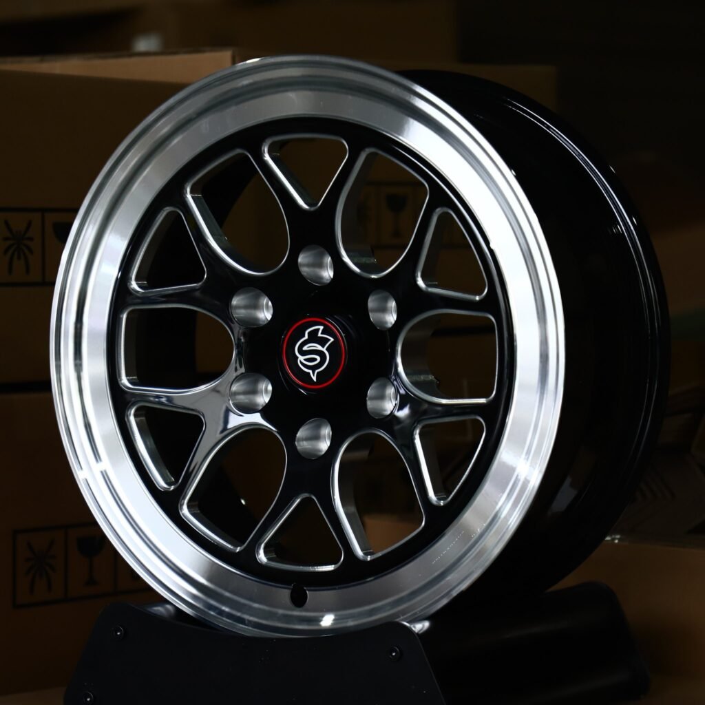 Chevrolet Silverado 1500 wheels – Gloss Black / Milled 10-Spoke Polished Lip, angled view