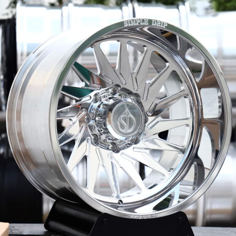 Ford F-250 wheels – Polished Directional Blade-Spoke, front view