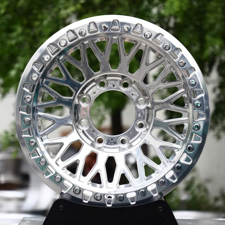 Ford F-250 Super Duty wheels – Polished Web-Mesh Bolted Ring, front view