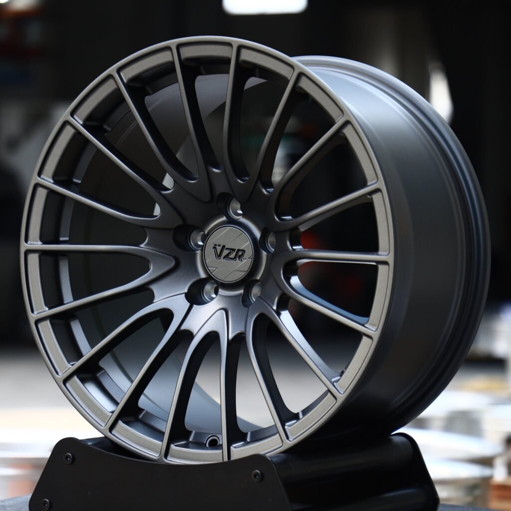 Chevrolet Camaro wheels – Gunmetal 15-Spoke Mesh, angled view