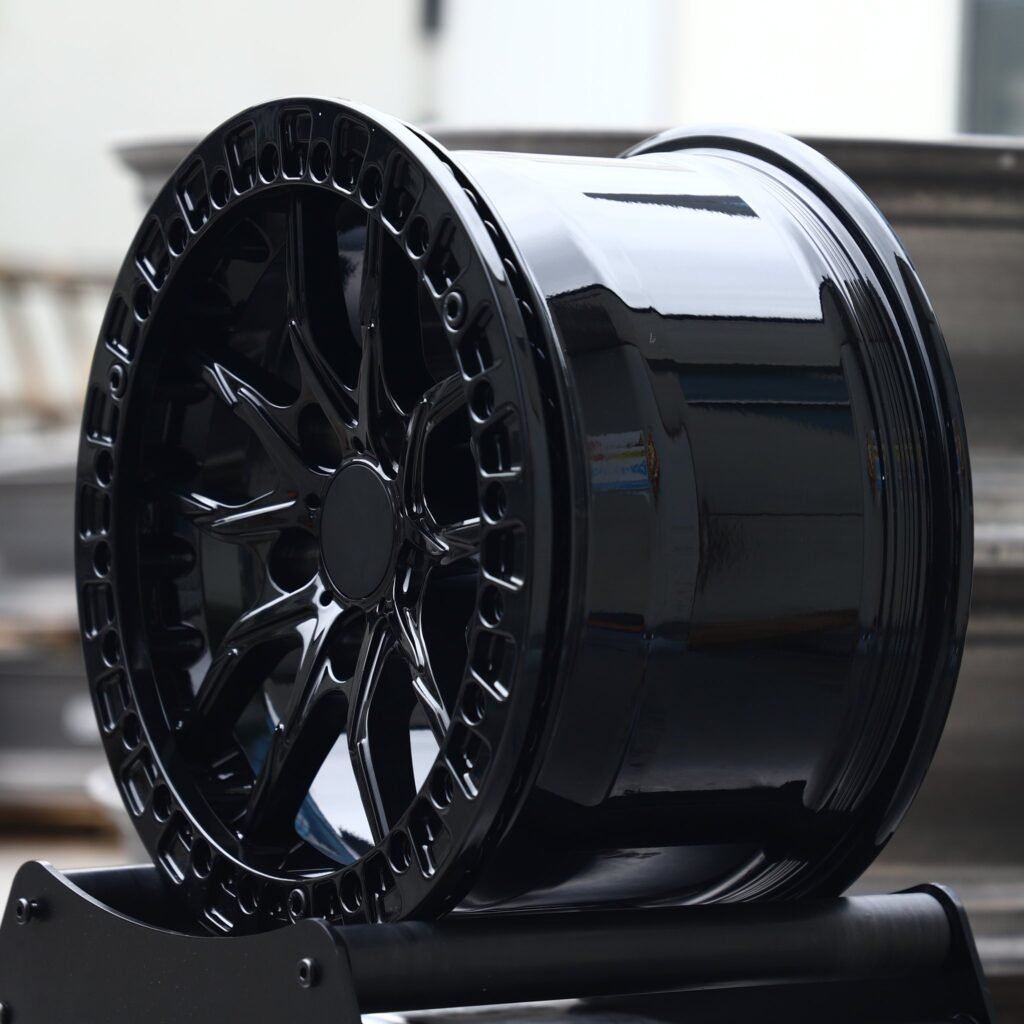 5x114.3 wheels – Gloss Black 10 Split-Spoke, side view