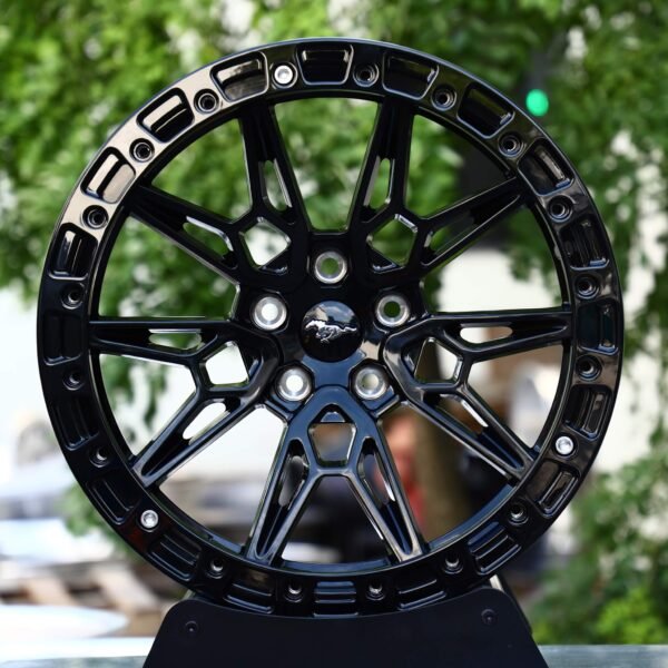 Ford Mustang wheels – Gloss Black Multi-Spoke Bolt Ring Beadlock (Ford Mustang OEM-Style), front view