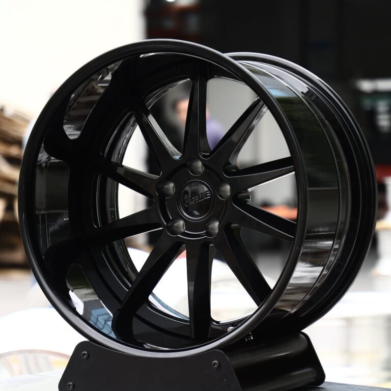 Lexus IS wheels – Gloss Black 10-Spoke Deep Lip (Forgeline-Style), front view