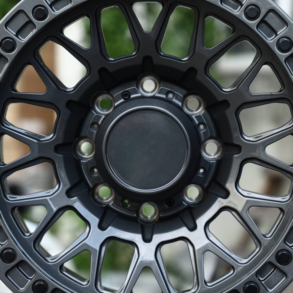 8x180 wheels – Gunmetal Mesh Bolted Ring, side view