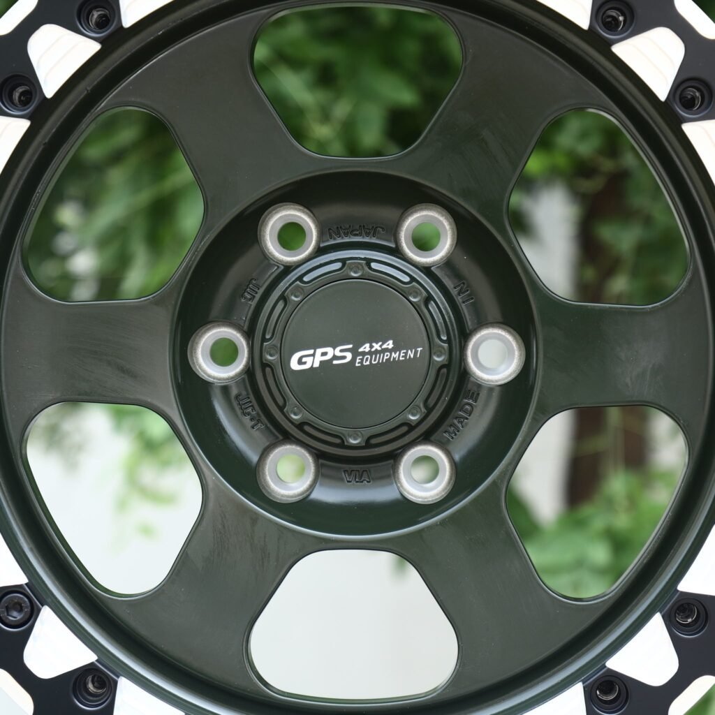 Toyota Tacoma wheels – Army Green 6-Spoke Beadlock (GPS 4×4-Style), lip and barrel detail