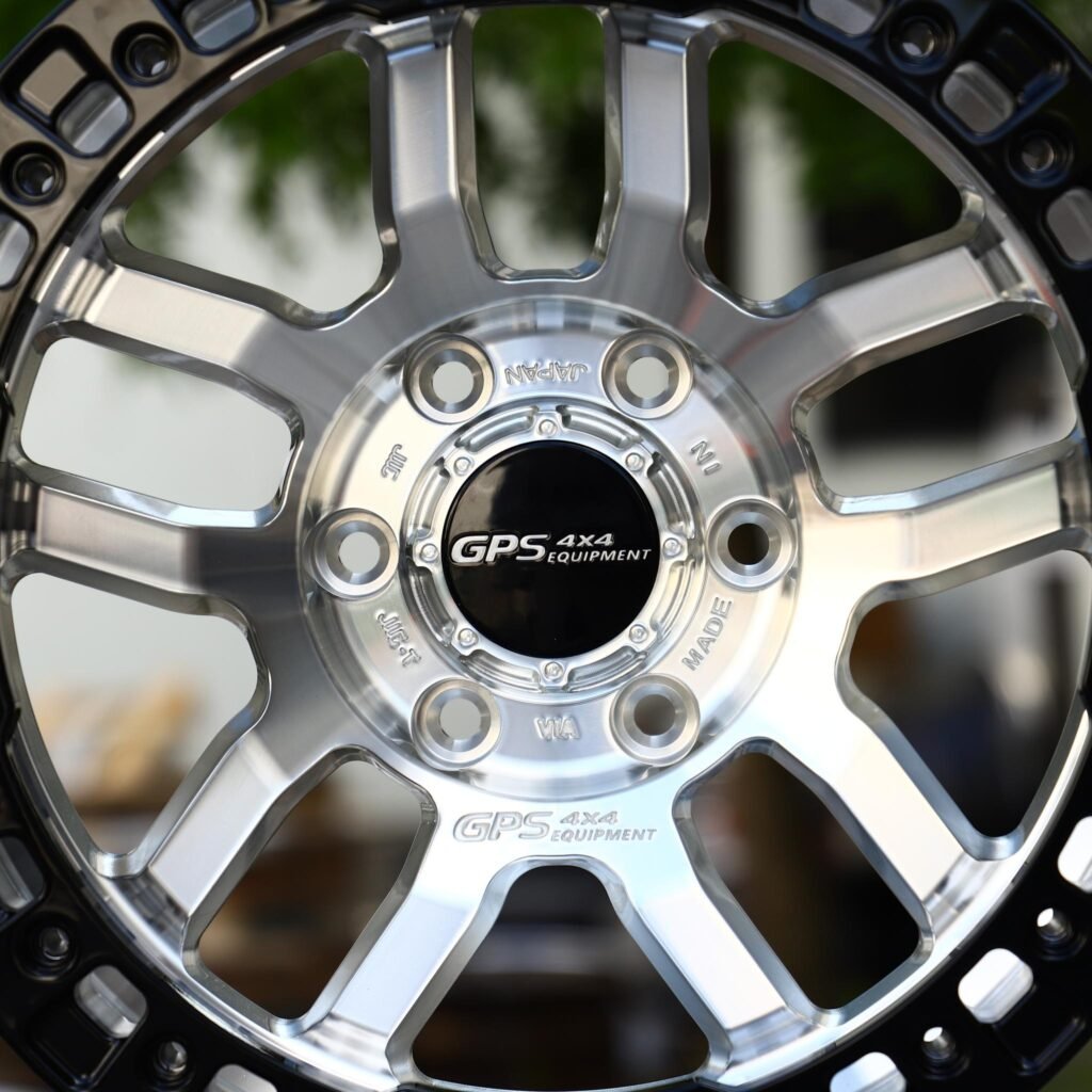 Toyota Tacoma wheels – Polished Split-Spoke Black Bolted Ring Beadlock (GPS-Style), lip and barrel detail