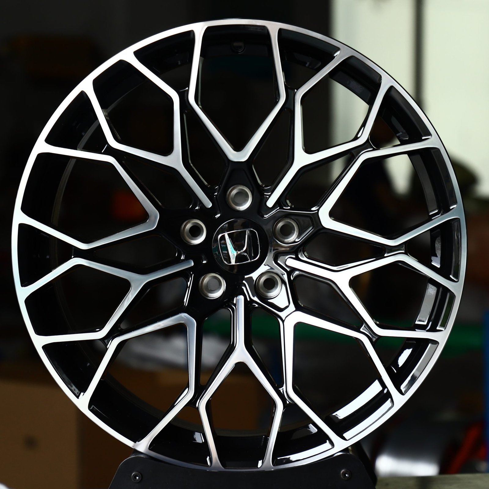 Honda Accord wheels – Gloss Black Machined Multi-Spoke (Honda OEM-Style), front view
