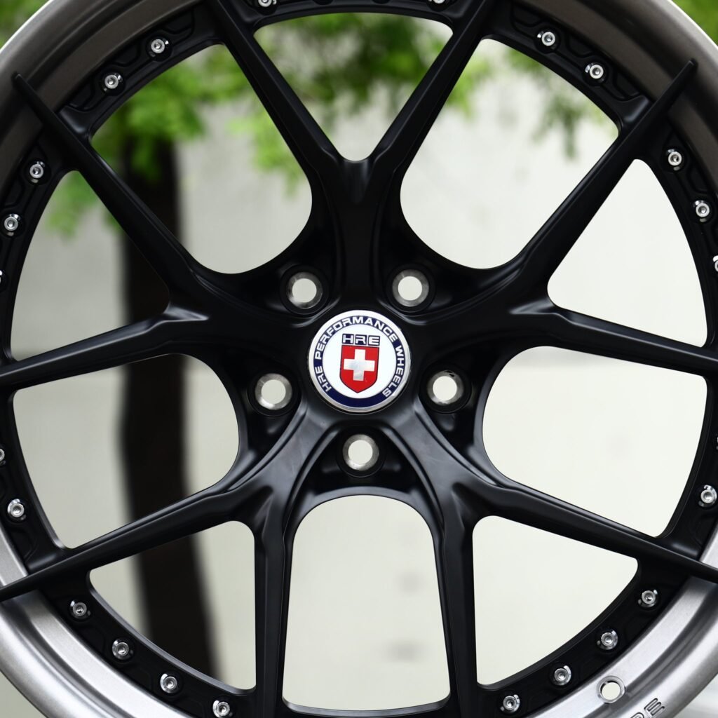 Ferrari 488 wheels – 2-Piece Satin Black 5 Y-Spoke Riveted Gunmetal Lip (HRE-Style), lip and barrel detail
