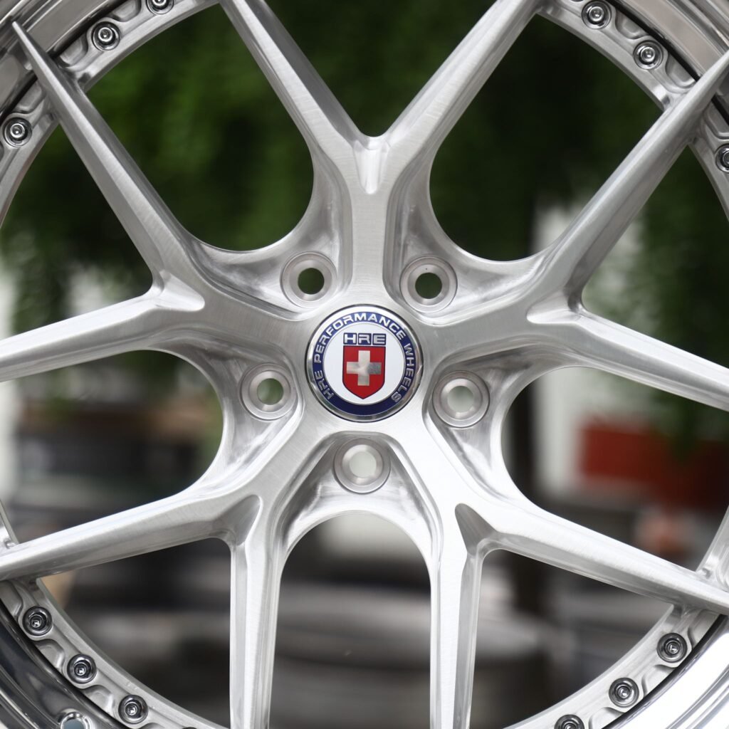BMW M4 F82 wheels – Brushed Silver 5 Y-Spoke 2-Piece Riveted (HRE-Style), lip and barrel detail