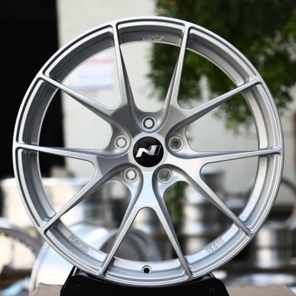 Hyundai Elantra N wheels – Hyundai N Style Bright Silver 10-Spoke, front view