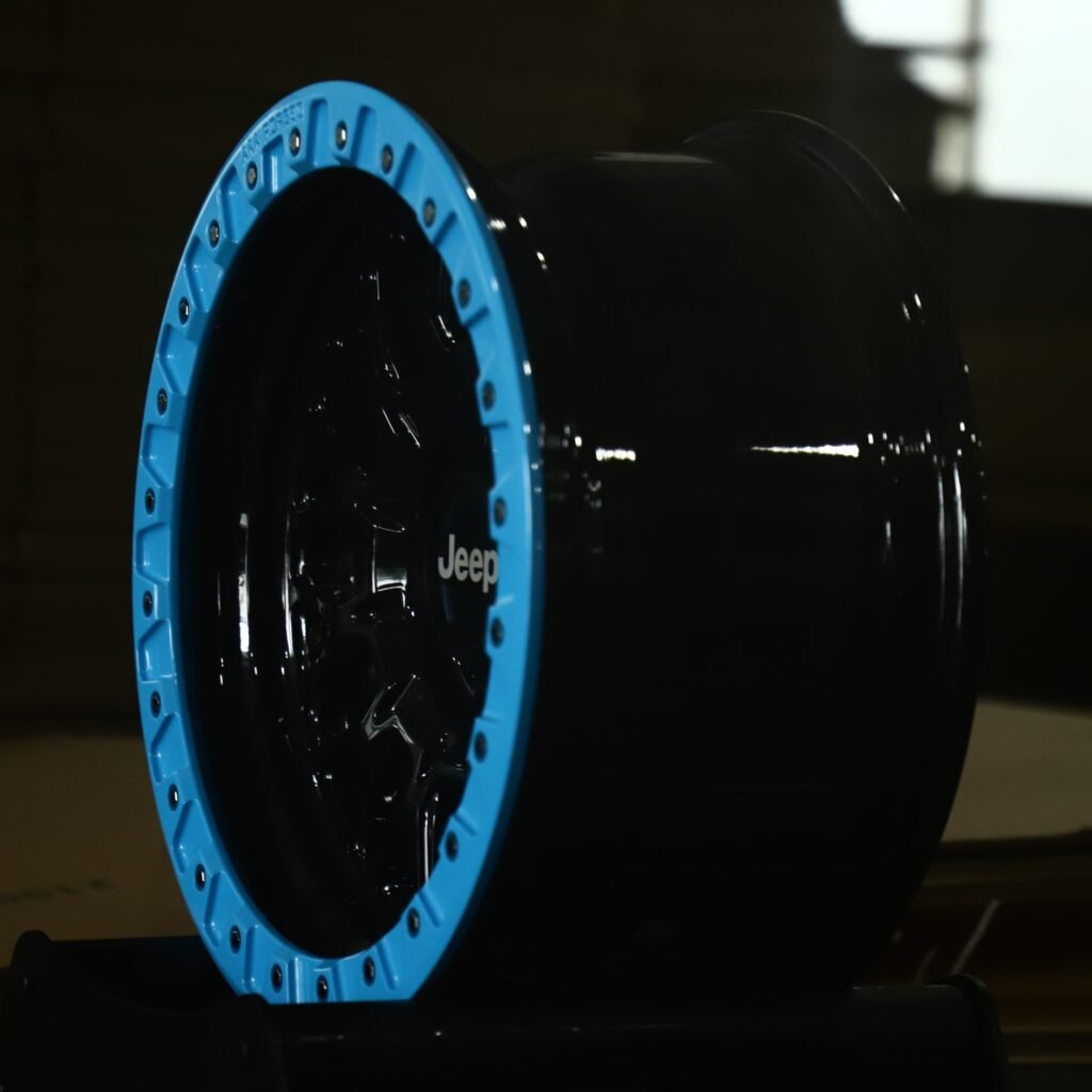 5x127 wheels – Gloss Black Mesh Blue Bolted Ring Beadlock (Jeep OEM-Style), side view