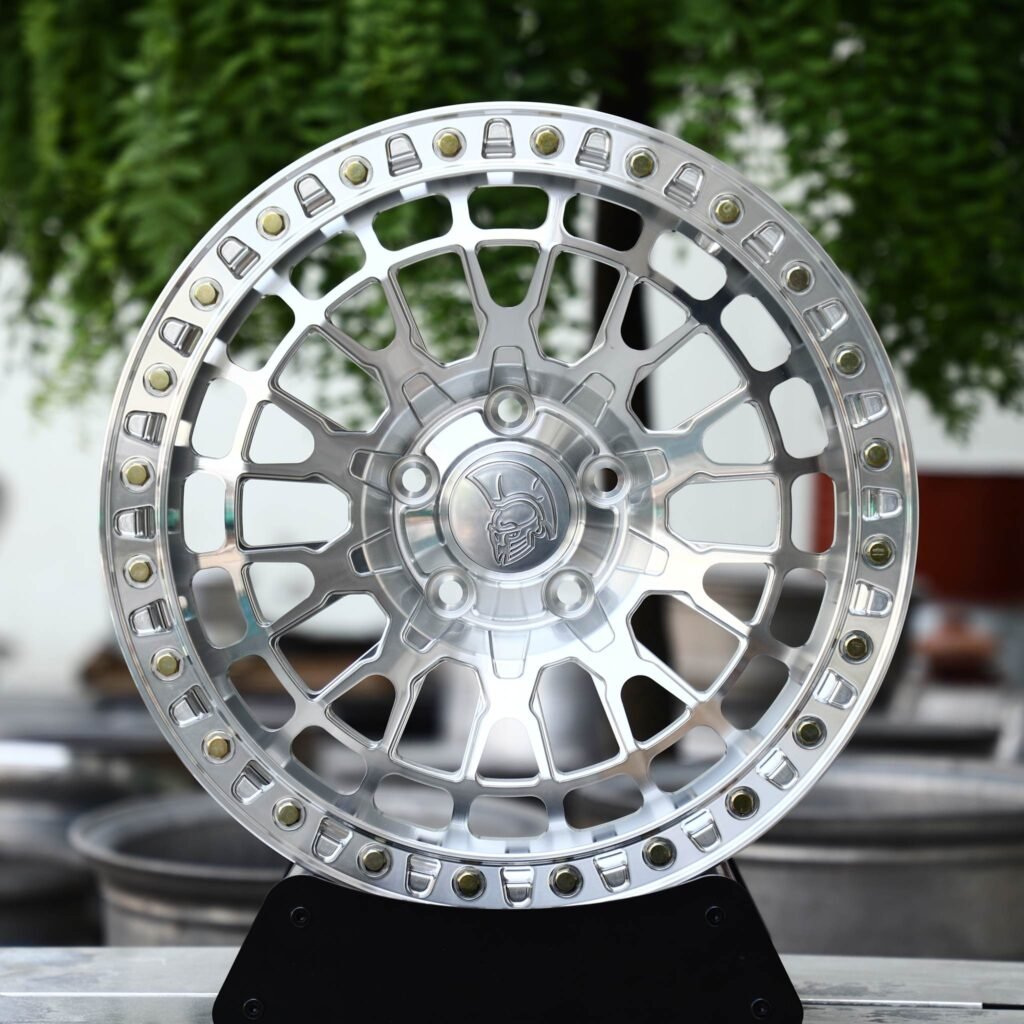 Jeep Wrangler wheels – Mirror Polished Mesh Beadlock, front view