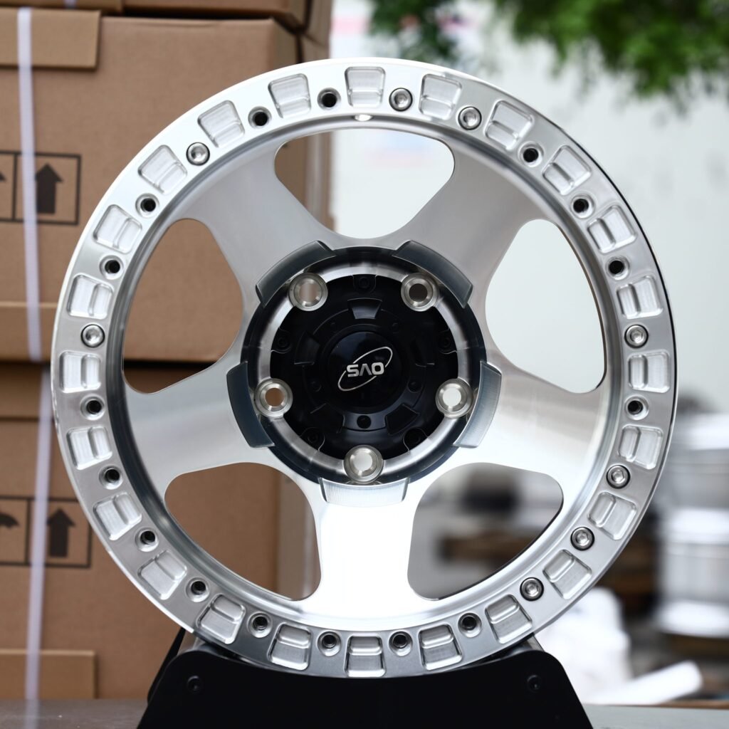 Jeep Wrangler wheels – Machined Silver 5-Spoke Black Centre, front view