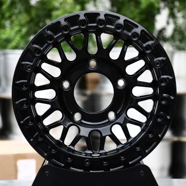 Jeep Wrangler wheels – Gloss Black Mesh Bolt Ring, front view