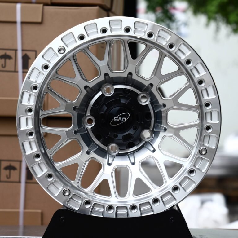 Jeep Wrangler wheels – Machined Silver Y-Mesh Black Centre, front view