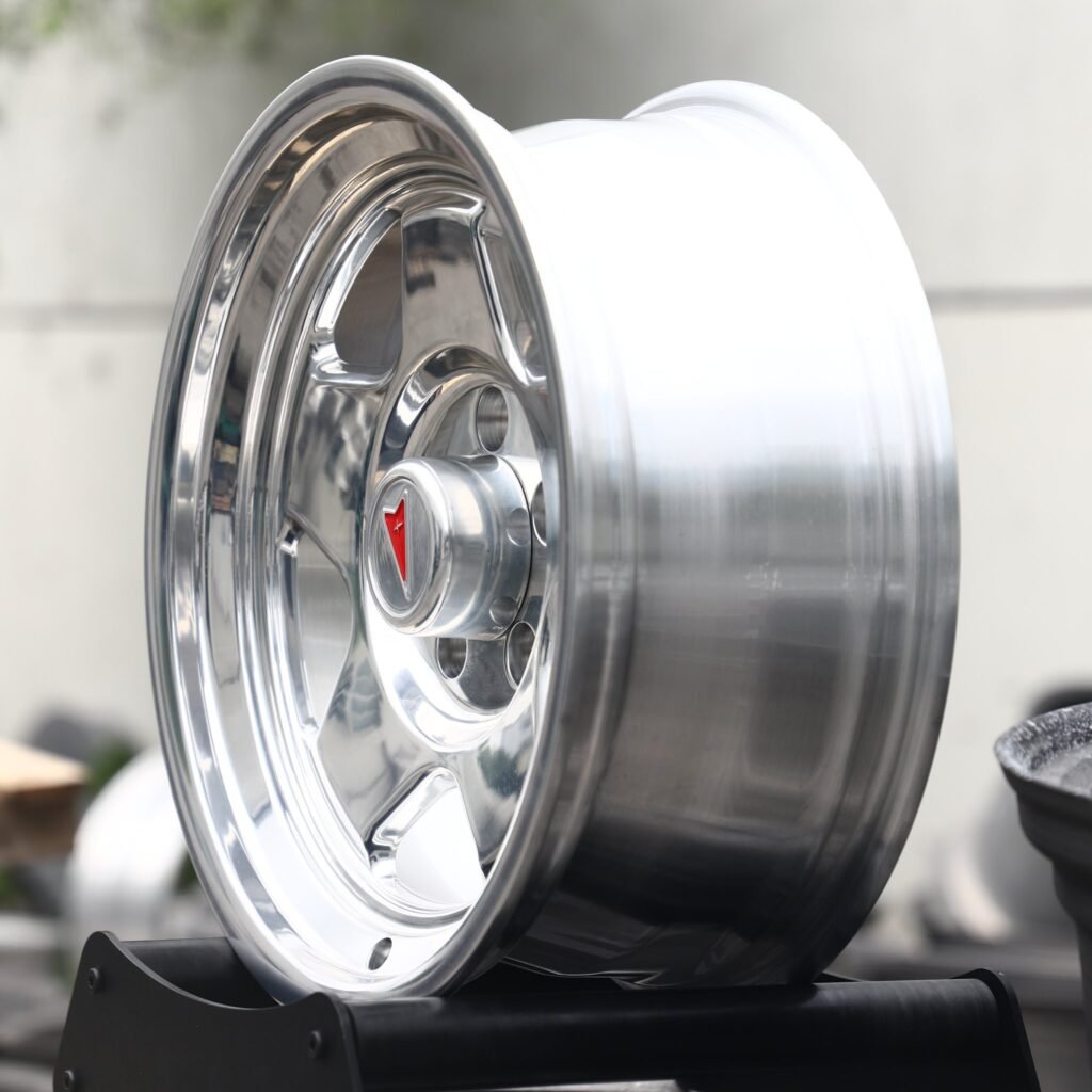 5x127 wheels – Polished 5-Spoke Retro Flat Dish, side view