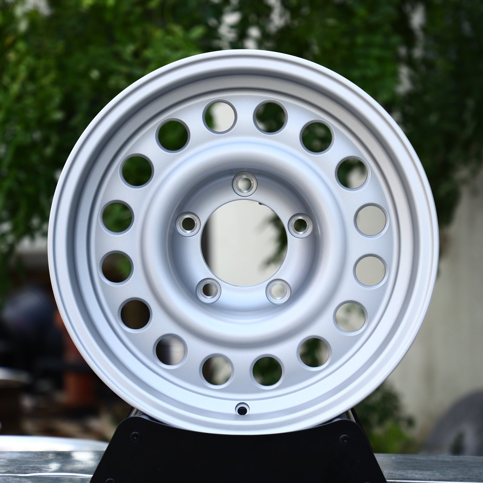 Jeep Wrangler wheels – Silver Steel-Style Round Hole (Jeep Wrangler / Land Rover Defender Off-Road Forged Wheels – Silver Steel-Style), front view