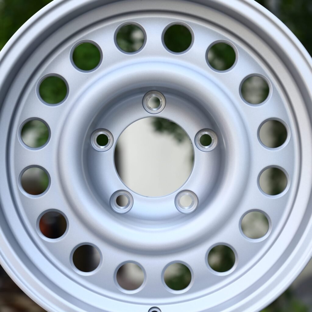 Jeep Gladiator wheels – Silver Steel-Style Round Hole (Jeep Wrangler / Land Rover Defender Off-Road Forged Wheels – Silver Steel-Style), lip and barrel detail