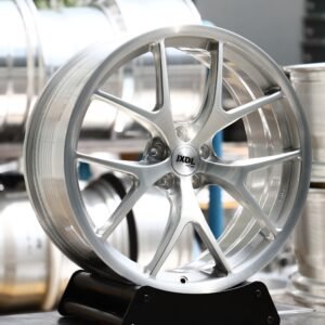 JXDL-Style Brushed Silver 5 Y-Spoke Concave Forged Wheels – Ford Mustang / Chevrolet Camaro Fitment (5-Lug)